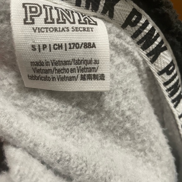 Pink Victoria’s Secret hoodie - Picture 5 of 6